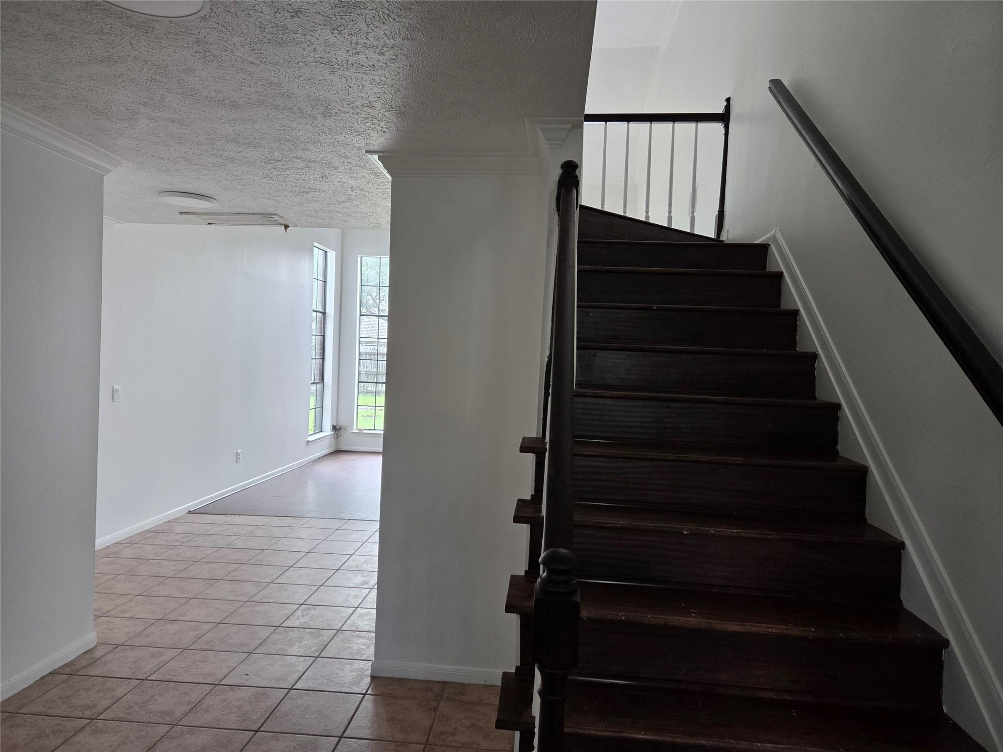 2827 Lake Colony Drive