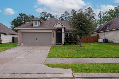 Photo of 138 Emery Oak Way, Huntsville, TX 77320 (MLS # 81042202)