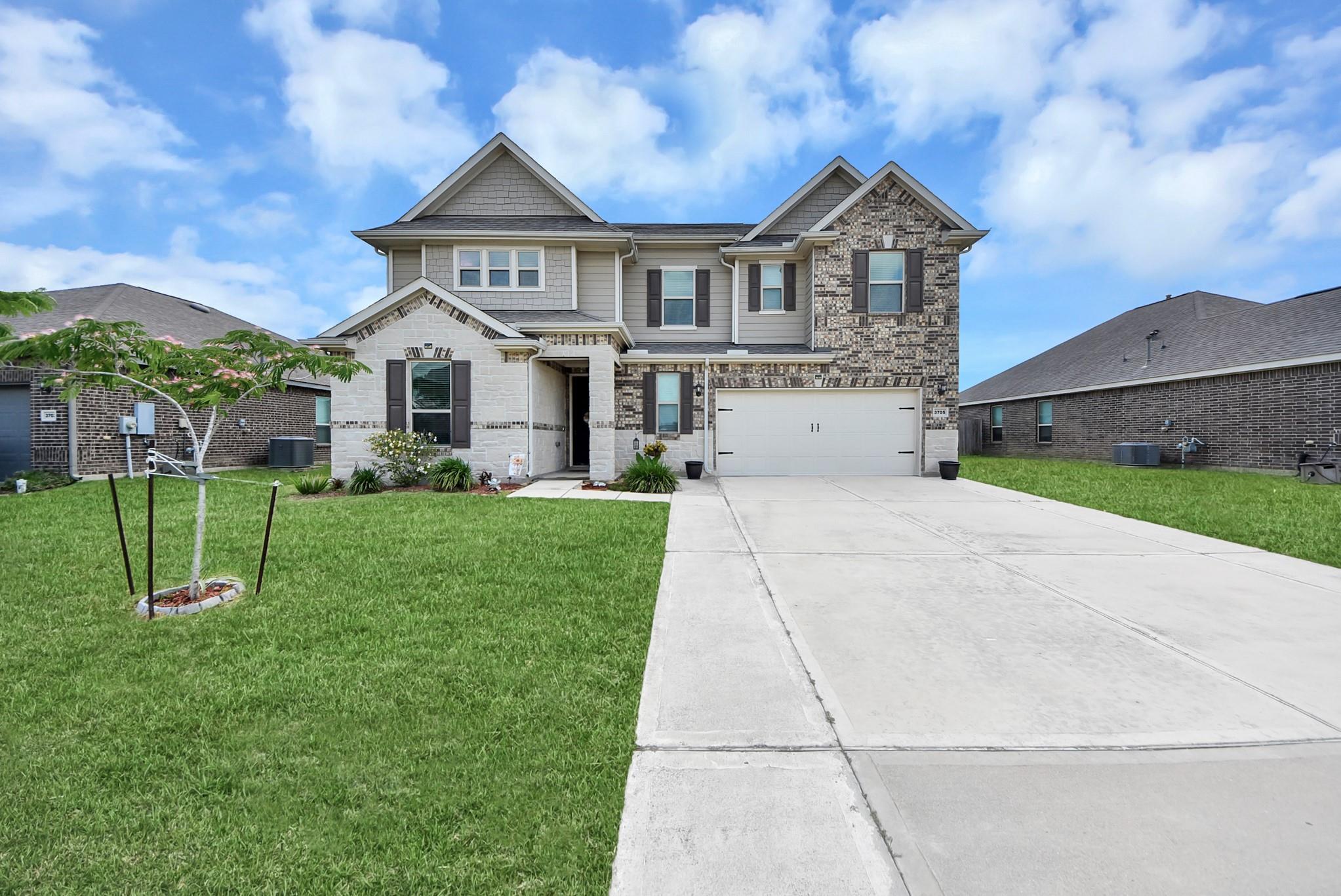 3705 Banbury Lane