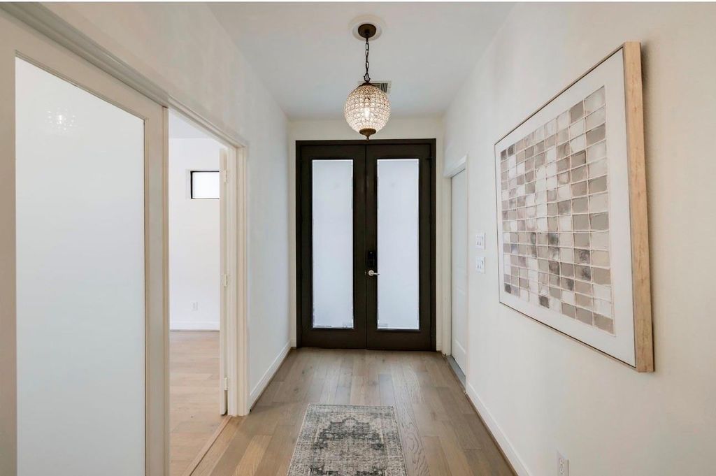 Photo of 4317 Blossom Street #B, Houston, TX 77007 (MLS # 83832580)