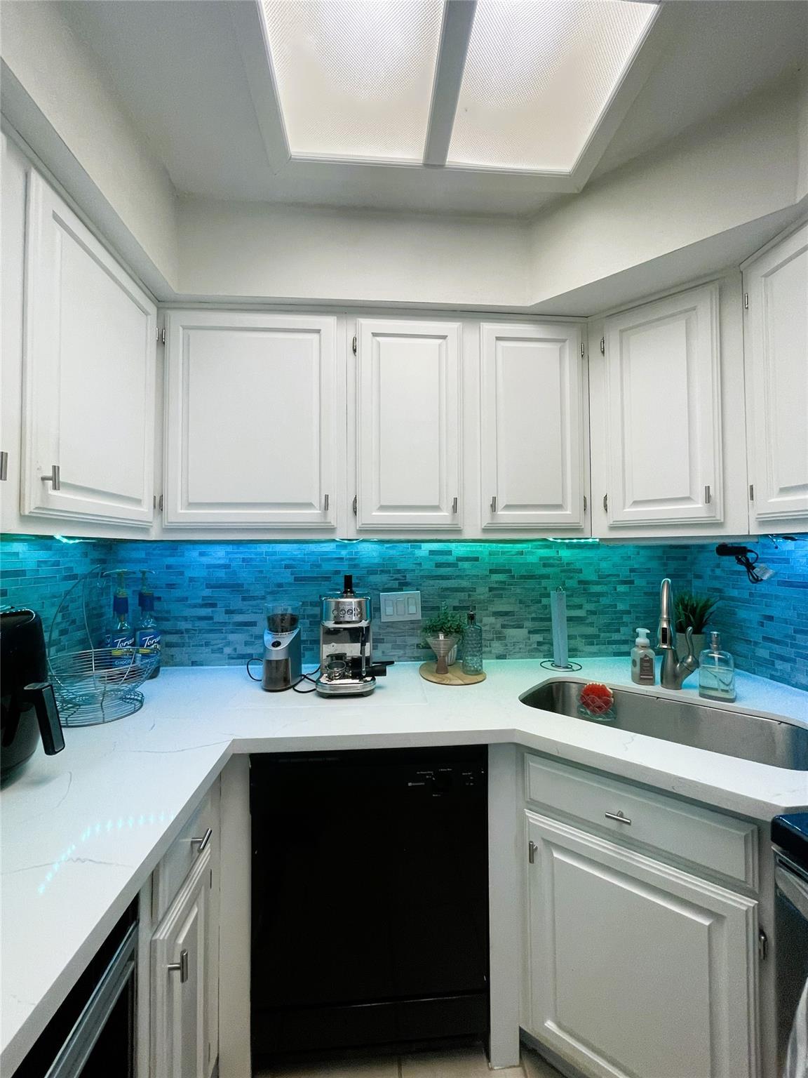 921 Marine Drive 214