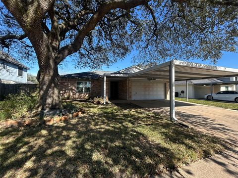 913 Willowbriar Lane Deer Park TX 77536