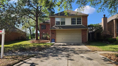 Homes For Sale - 4756 Oakmont Court<br/> Galveston County, League City, TX 77573