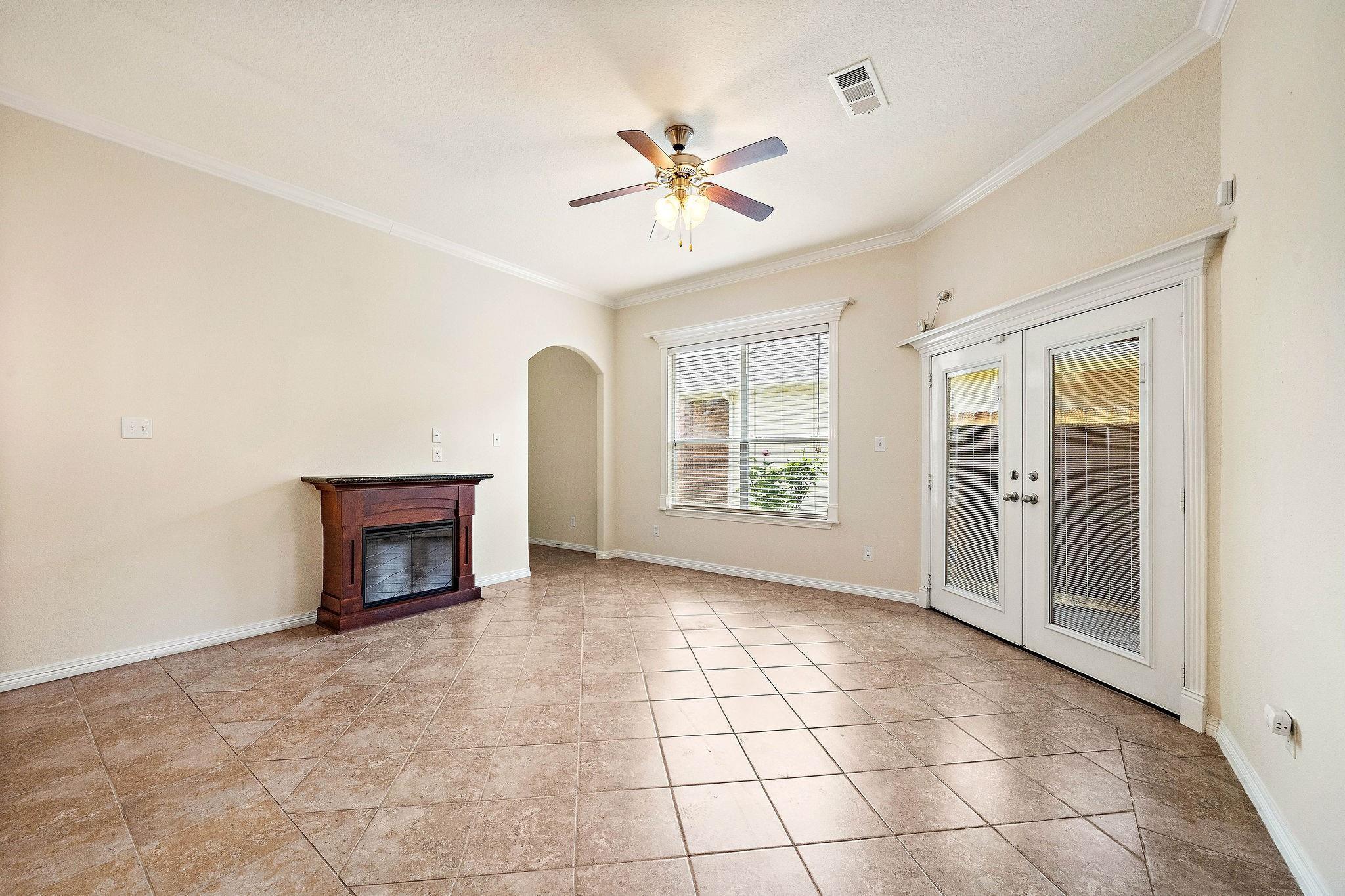 912 Sweet Pine Drive