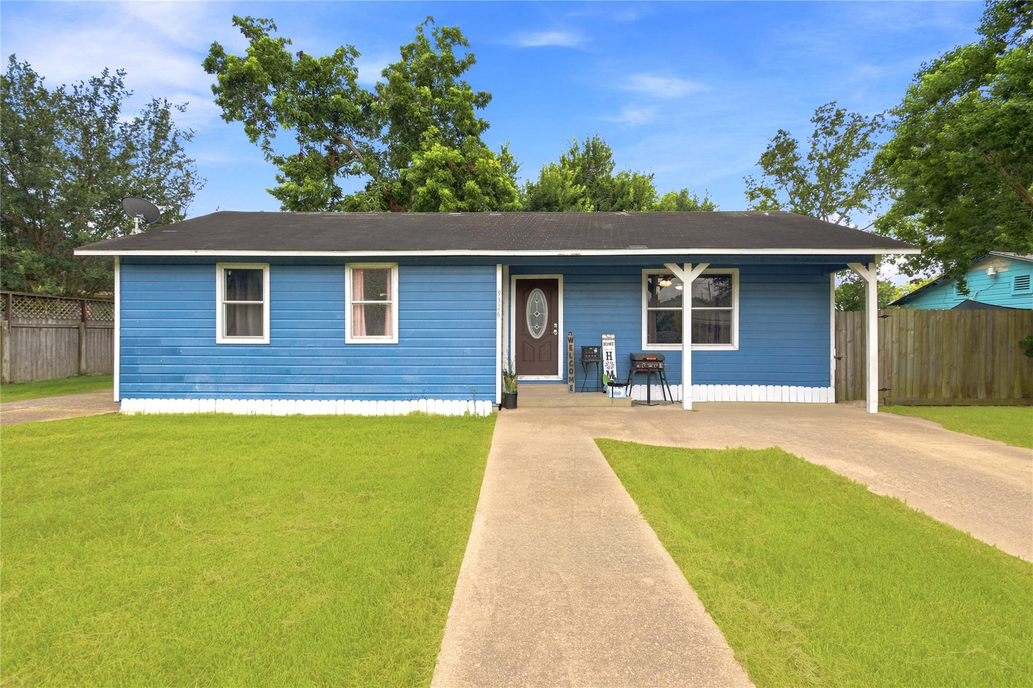 9326 Montgomery Lane