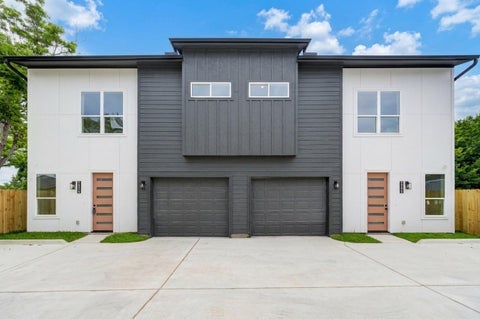 Photo of 9007 Noel Street #A/B, Houston, TX 77033 (MLS # 35621428)