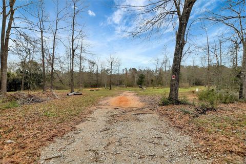 107 Bonnie Creek Coldspring TX 77331