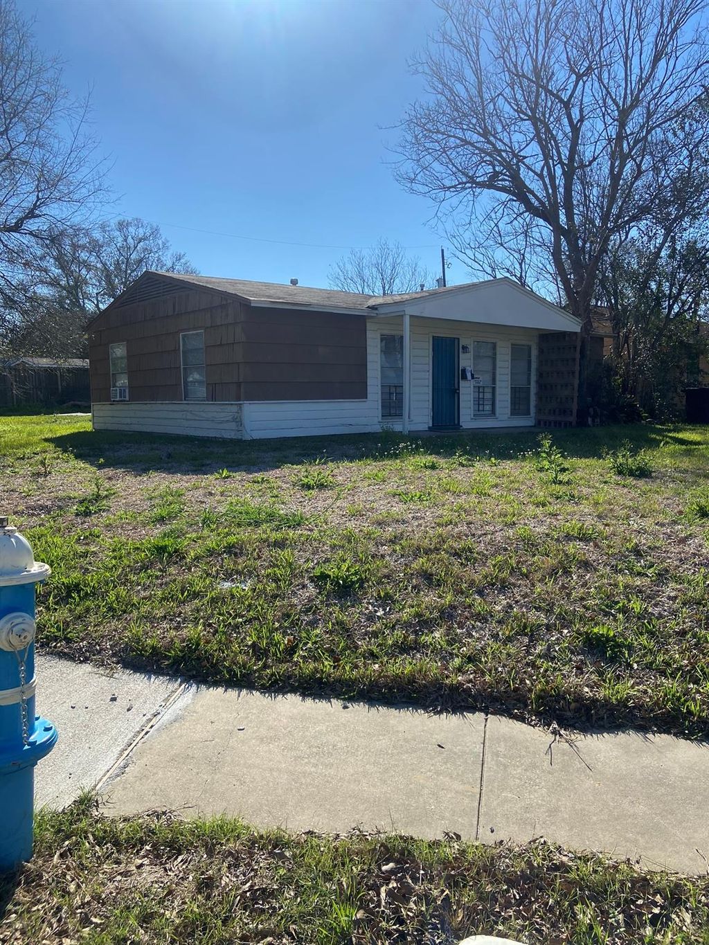 Photo of 5250 Kingsbury Street, Houston, TX 77021 (MLS # 96367168)