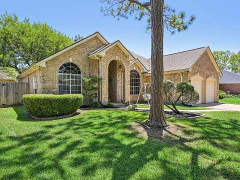 Photo of 124 Crimson Bay Drive, League City, TX 77573 (MLS # 81643862)