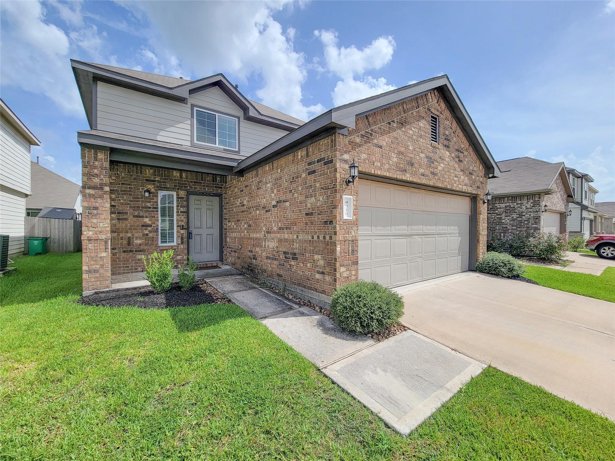 4918 Purple Wisteria Lane