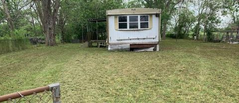 Photo of 164 County Road 162, Bay City, TX 77414 (MLS # 60926387) Photo of 164 County Road 162, Bay City, TX 77414 (MLS # 60926387)