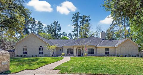 Homes For Sale - 11523 Ripplewind Drive<br/> Montgomery, TX 77356