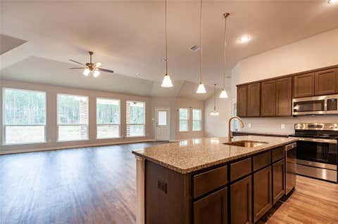 Photo of 13616 Armstrong St, Conroe, TX 77303 (MLS # 21084933)