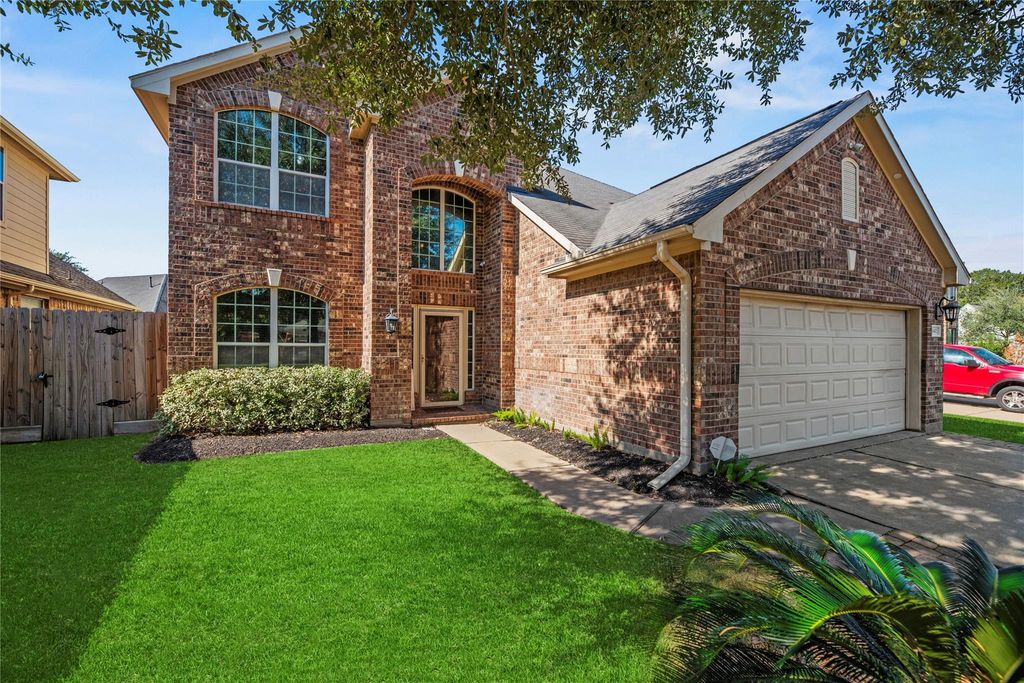 Photo of 24402 Lakecrest Bend Drive, Katy, TX 77493 (MLS # 85885061)
