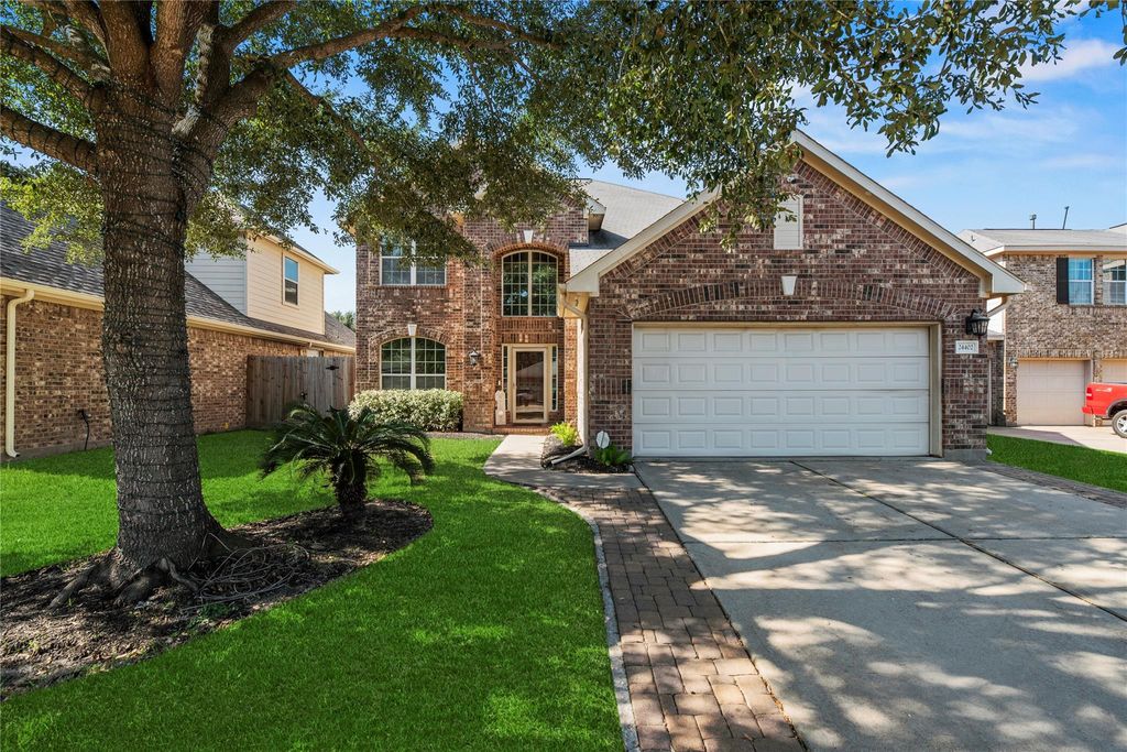 Photo of 24402 Lakecrest Bend Drive, Katy, TX 77493 (MLS # 85885061)