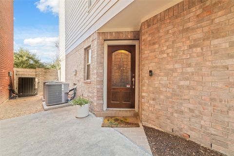 Photo of 1807 Stacy Crest, Houston, TX 77008 (MLS # 44242585)