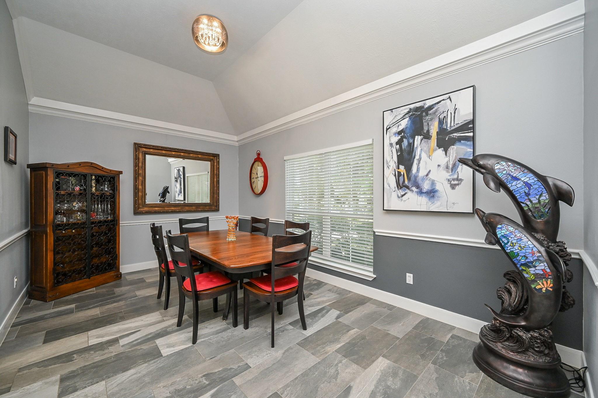 75 April Wind Drive S