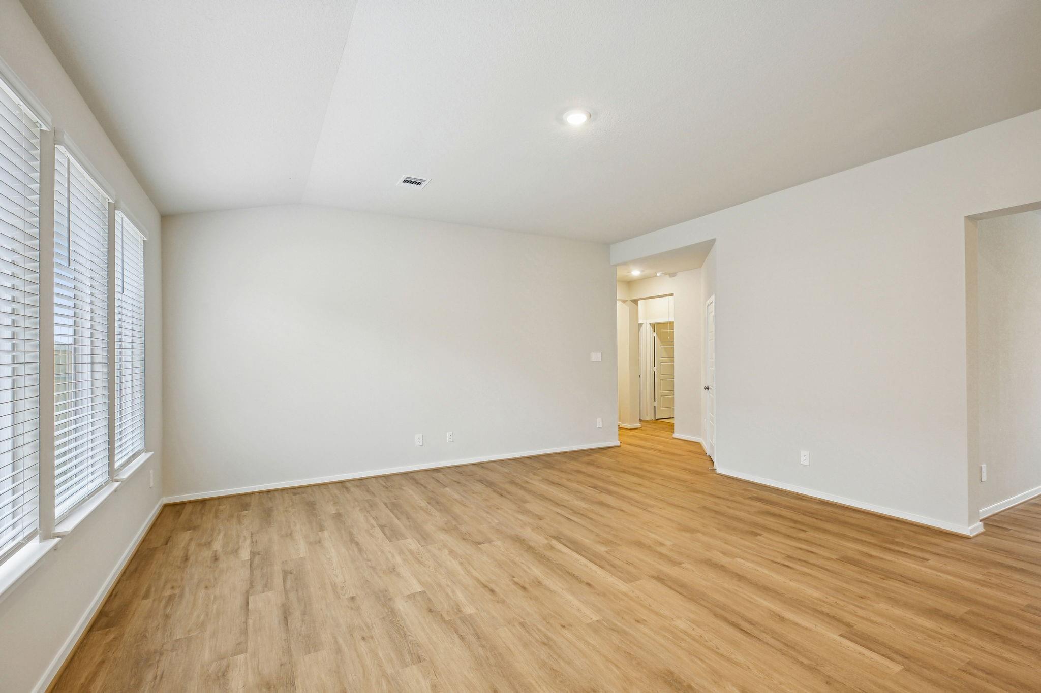 5105 Redbud Valley Drive