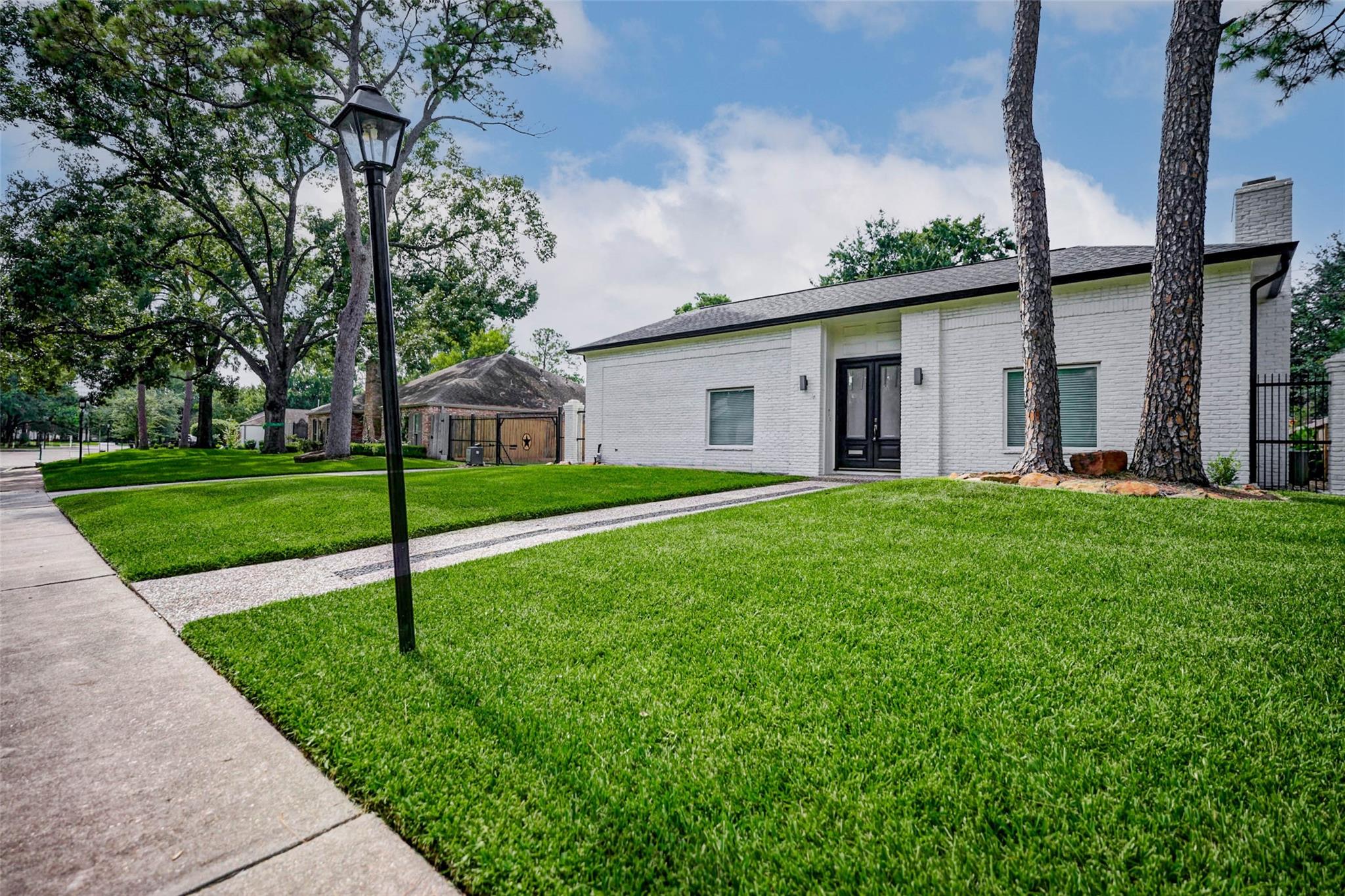 10118 Briar Rose Drive