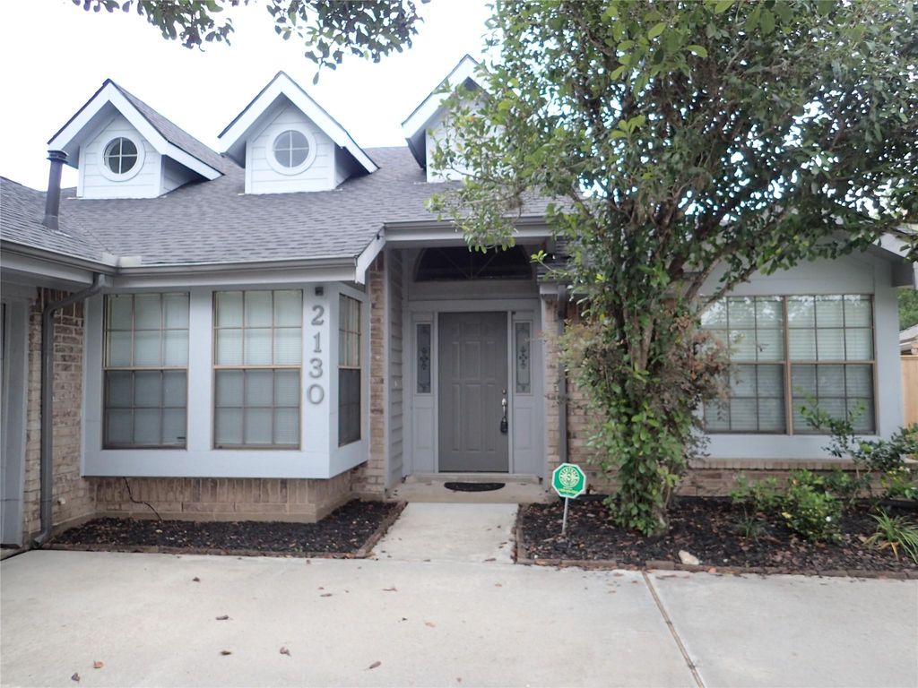 Photo of 2130 Greencove Lane, Sugar Land, TX 77479 (MLS # 95083412)