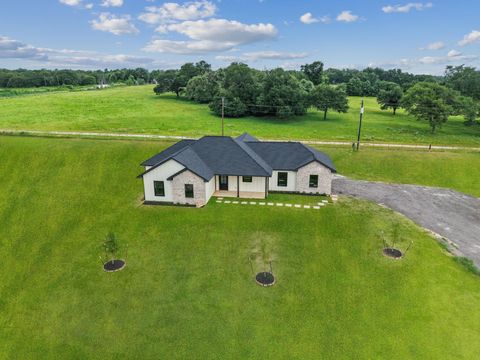 Photo of 4379 Collton Lane, Franklin, TX 77856 (MLS # 27874476)