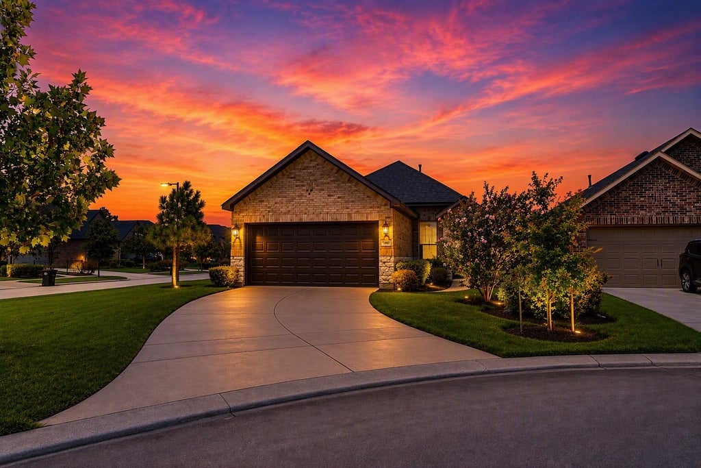 Photo of 9303 Colonial Bent Court, Conroe, TX 77385 (MLS # 58121364)