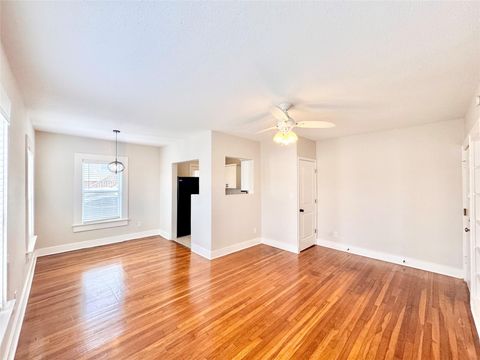 629 E 11th Street 1 Houston TX 77008