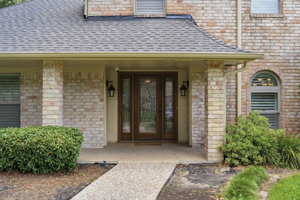 Photo of 5306 Dana Leigh Drive, Houston, TX 77066 (MLS # 74058735)