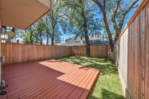 Tiny photo for 2601 Bevis Street #E, Houston, TX 77008 (MLS # 85784210)