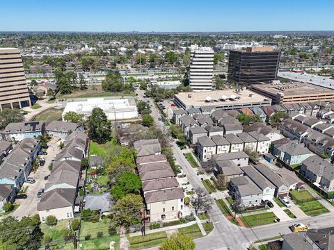 Tiny photo for 2601 Bevis Street #E, Houston, TX 77008 (MLS # 85784210)