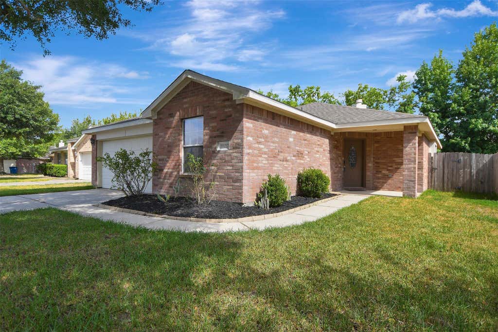 Photo of 19017 Hammer Lane, Porter, TX 77365 (MLS # 47440653)