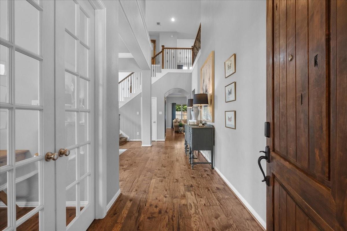 904 Cozy Hollow Court