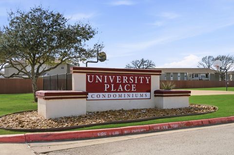 Condo For Sale - 517 Southwest Parkway #204<br/> College Station, TX 77840