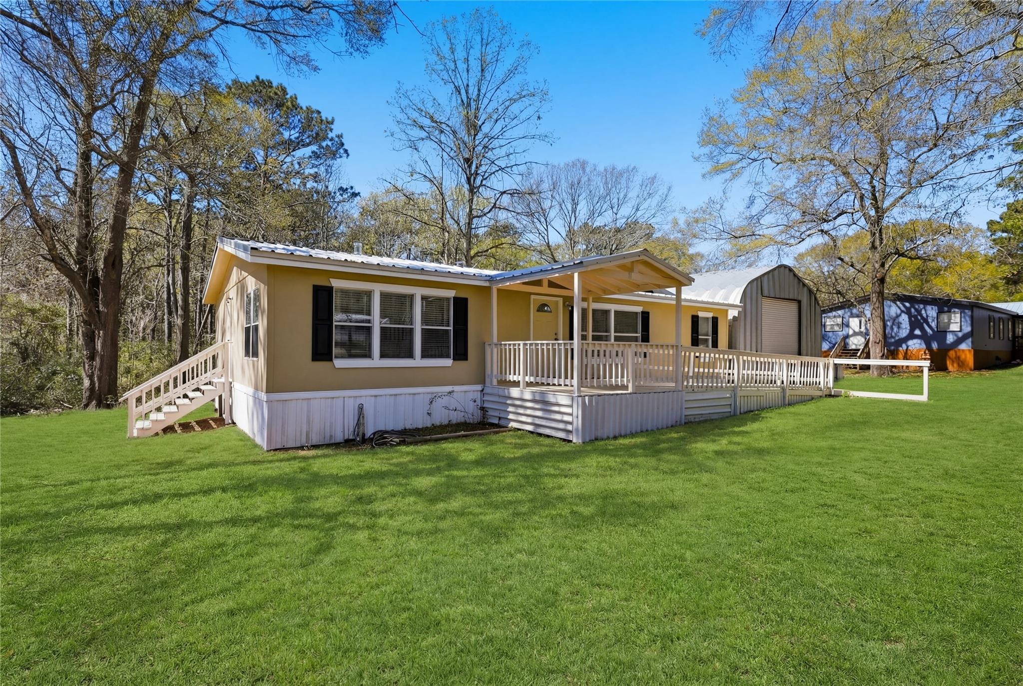 4484 Grand Oaks Drive