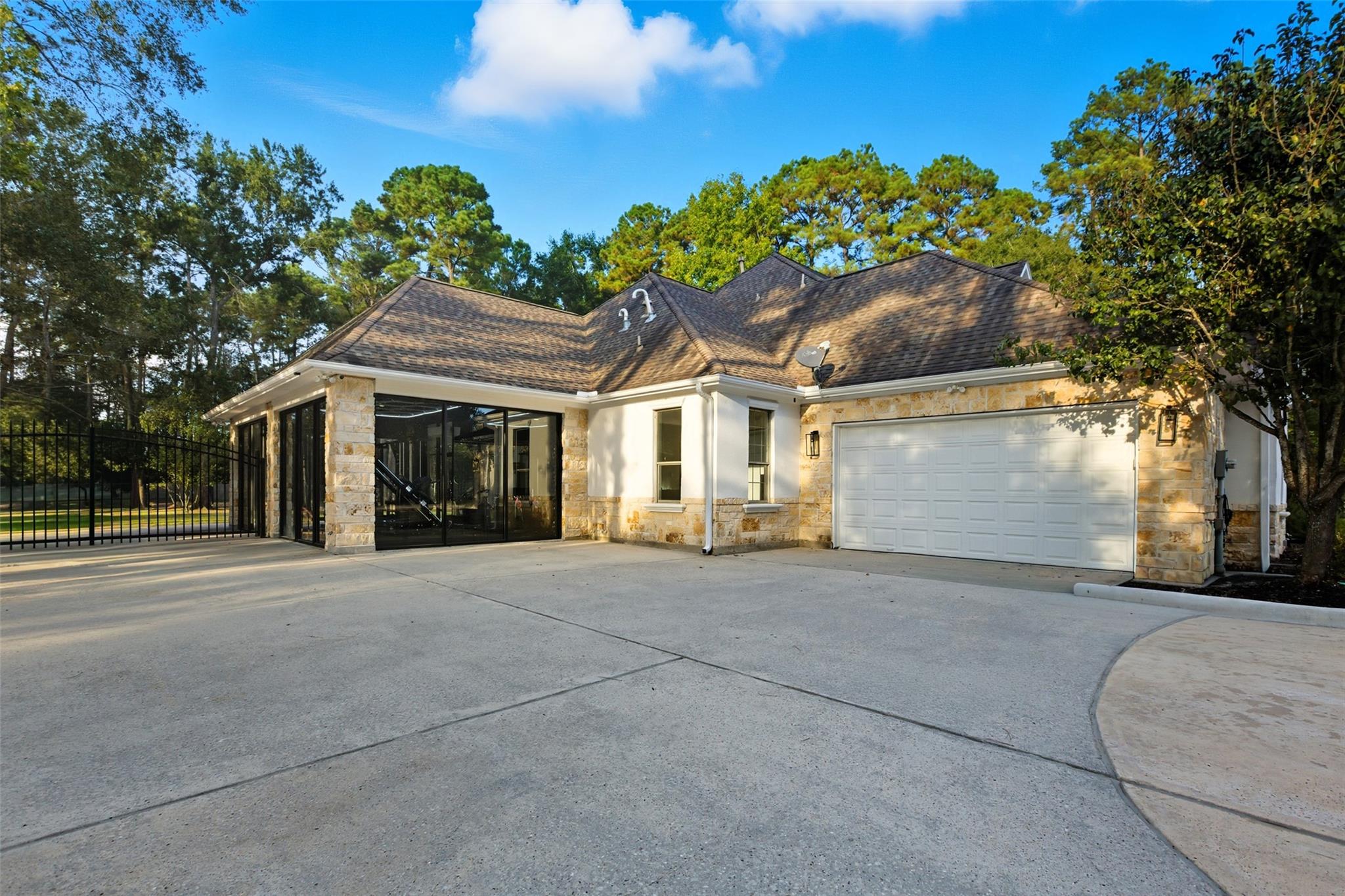 19531 Riverwalk Drive