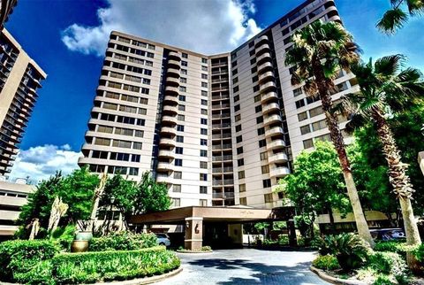 Photo of 3525 Sage Road #411, Houston, TX 77056 (MLS # 43176322)