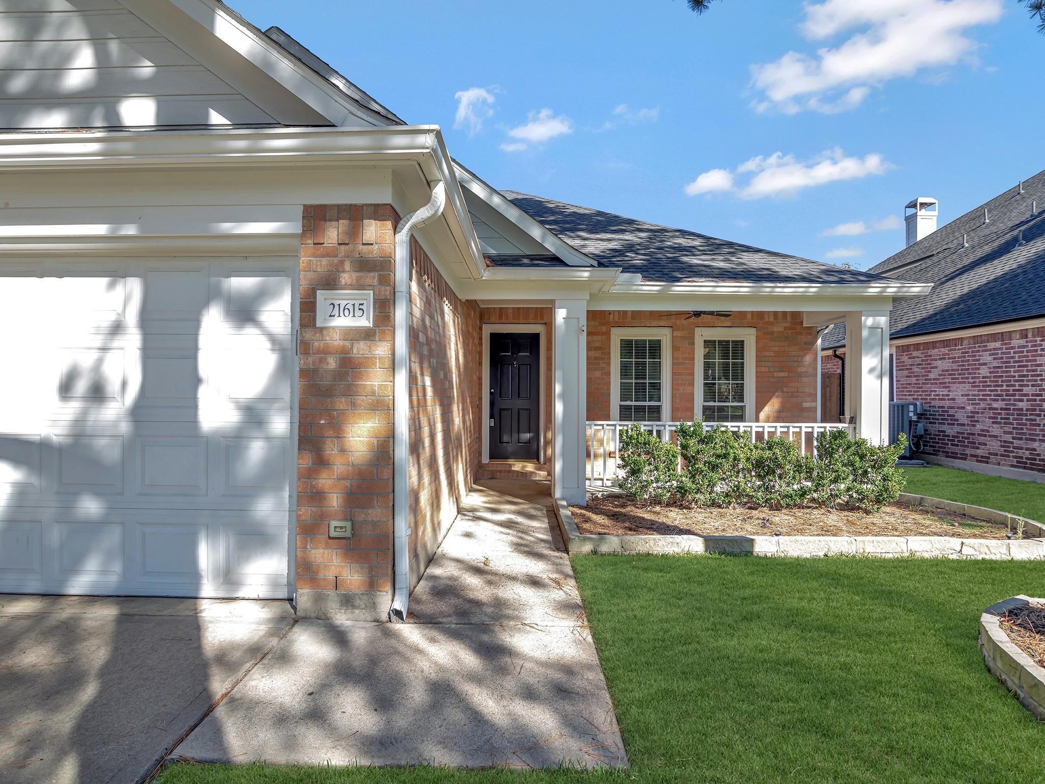 21615 Brookchase Loop