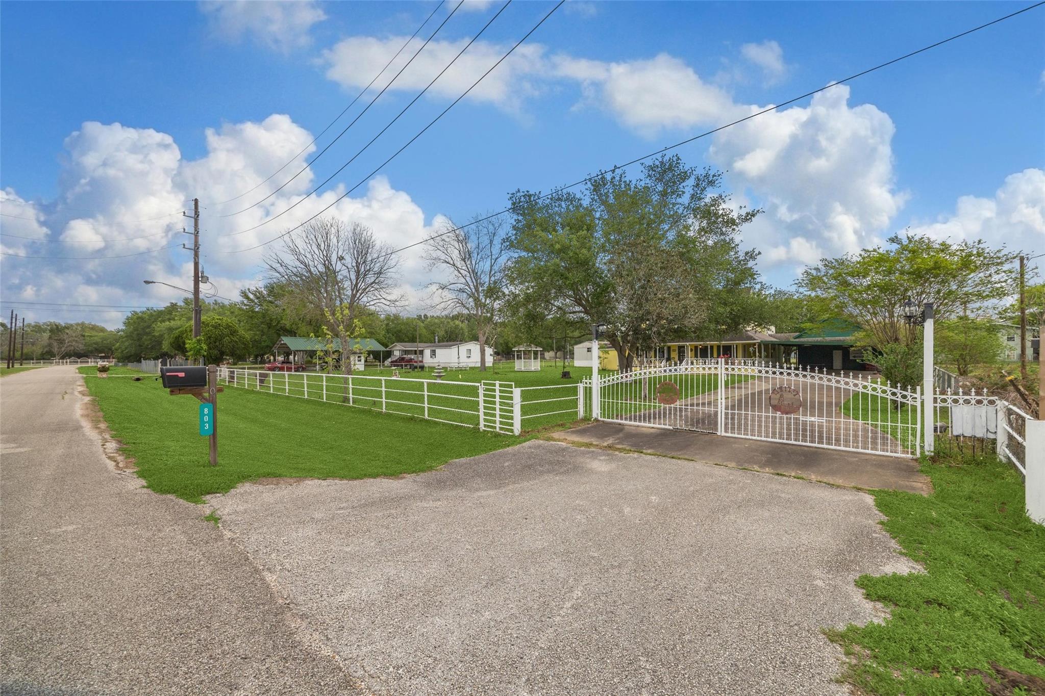 803 Hennesey Drive