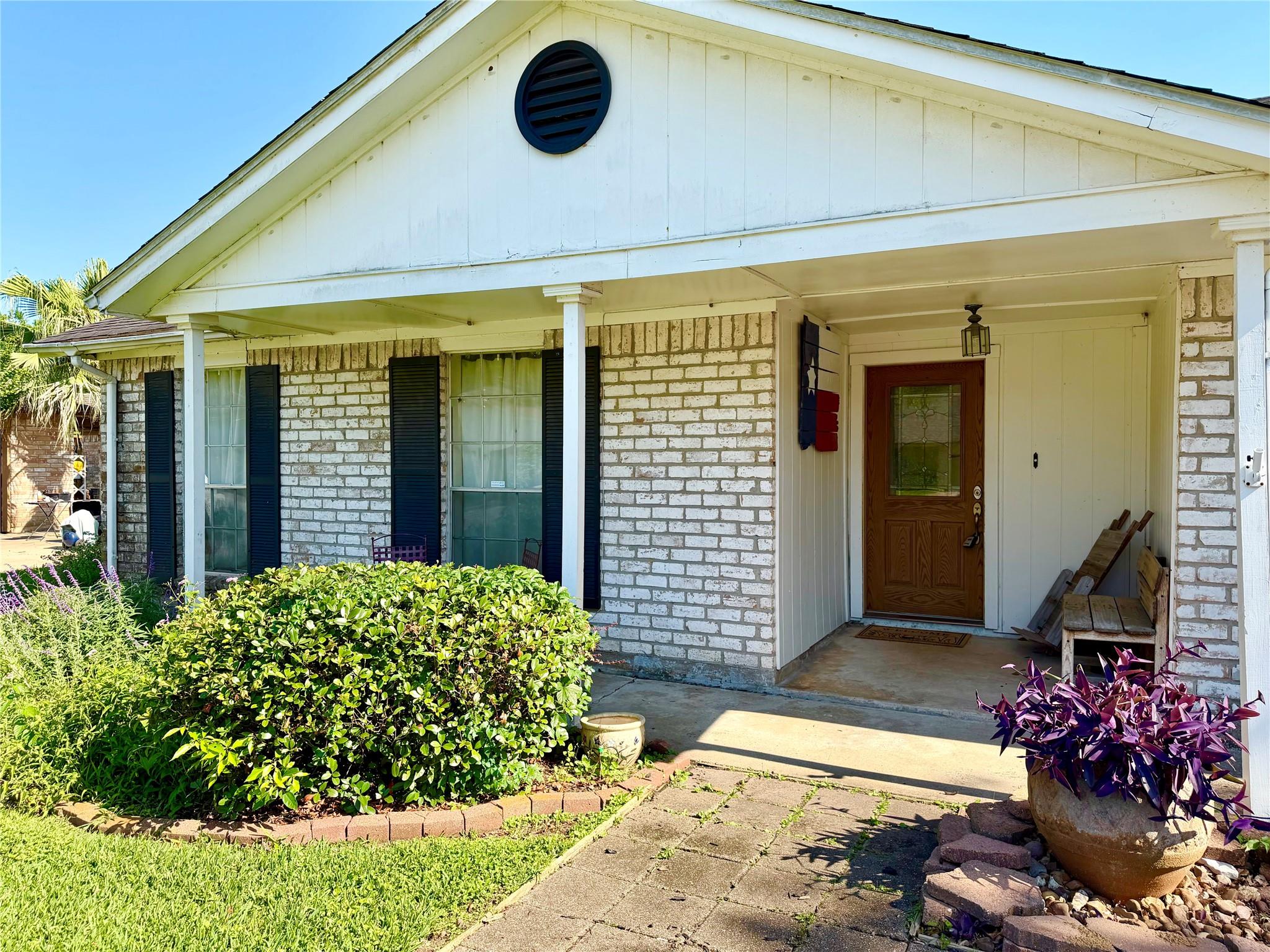 1201 N Heron Drive