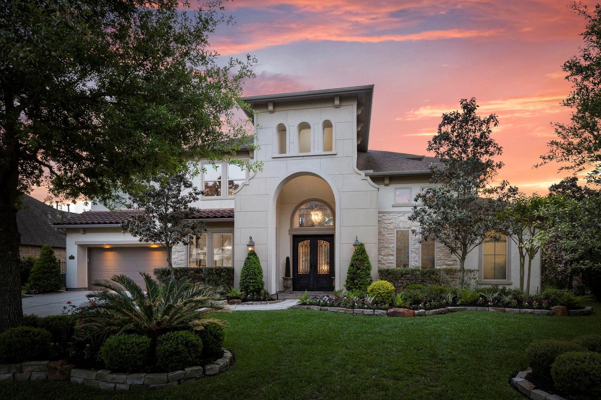 19 Pondera Point Drive