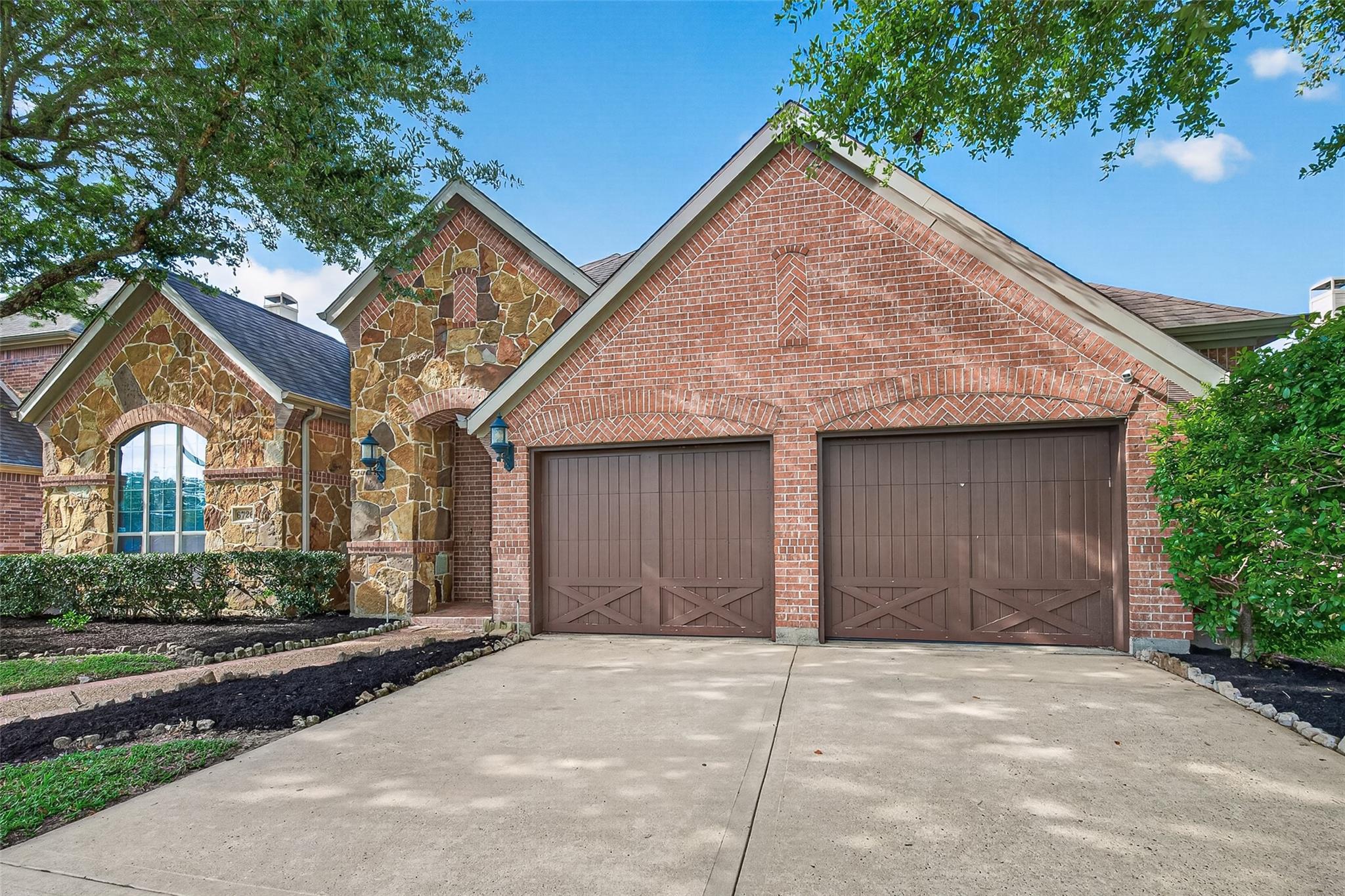 6726 Hathaway Lane