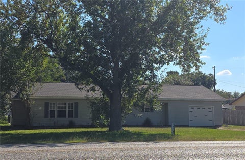 Photo of 877 Fm-616, Blessing, TX 77419 (MLS # 88223452)