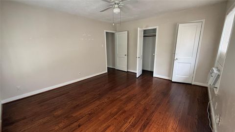 Photo of 4420 Roseland Street #05, Houston, TX 77006 (MLS # 14863928)