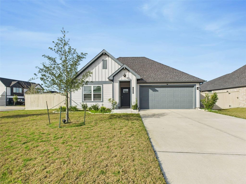 Photo of 4206 Butler Point Lane, League City, TX 77573 (MLS # 93329619)