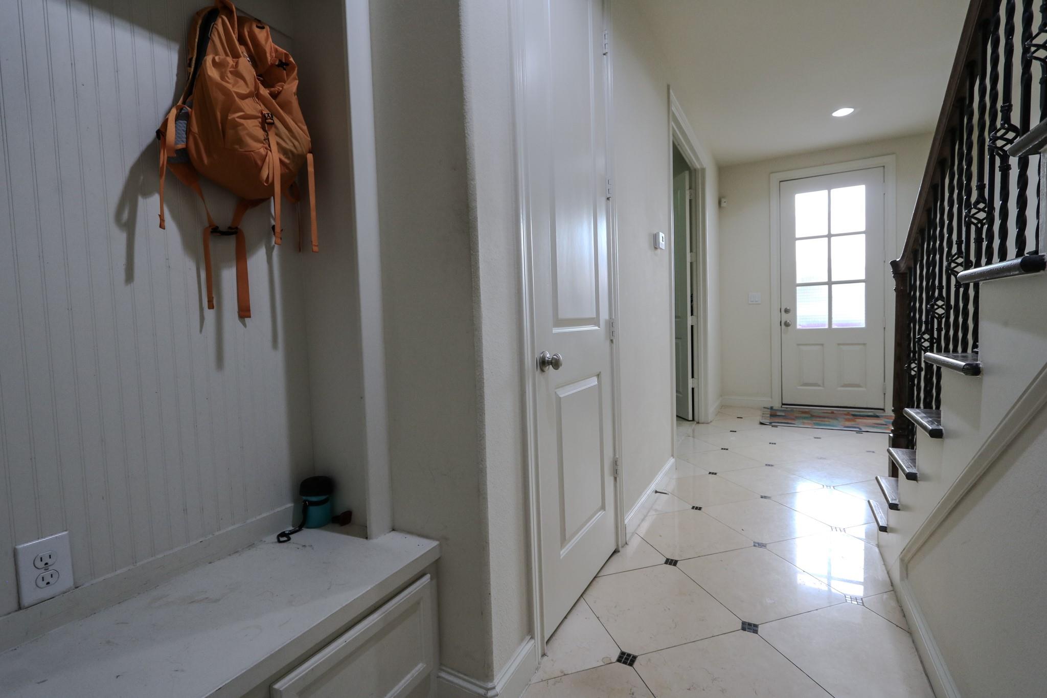 2033 Fannin Station N