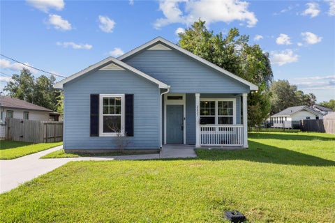 Photo of 2027 Rosalee Street, La Marque, TX 77568 (MLS # 30930593)