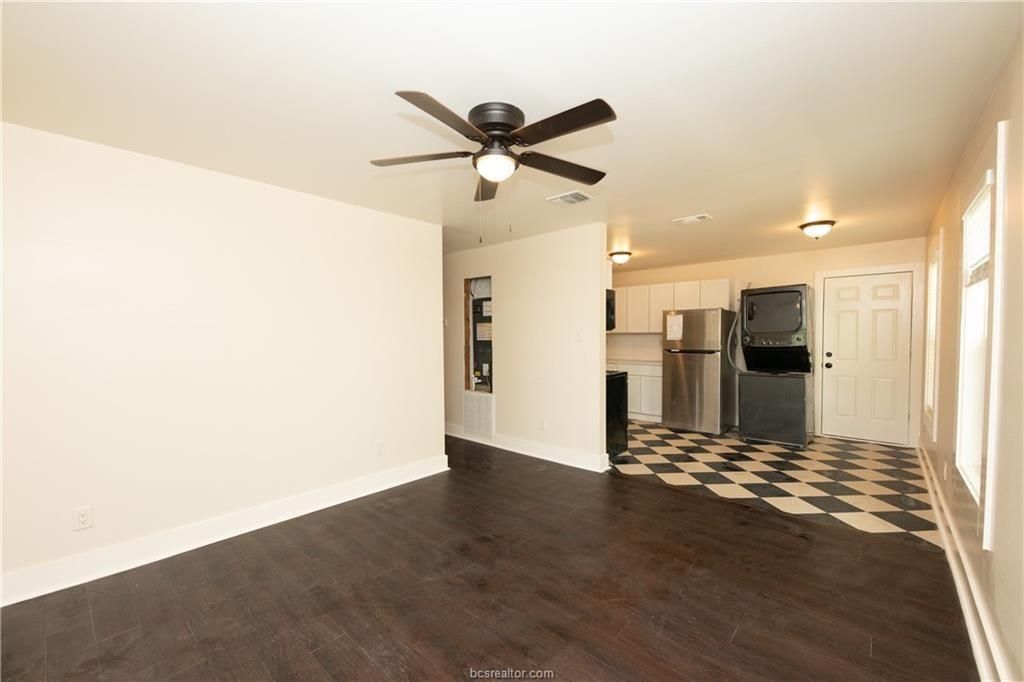 Photo of 535 Husk, Somerville, TX 77879 (MLS # 51354469)