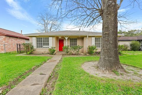 Photo of 8835 Martin Luther King Boulevard, Houston, TX 77033 (MLS # 20812034)