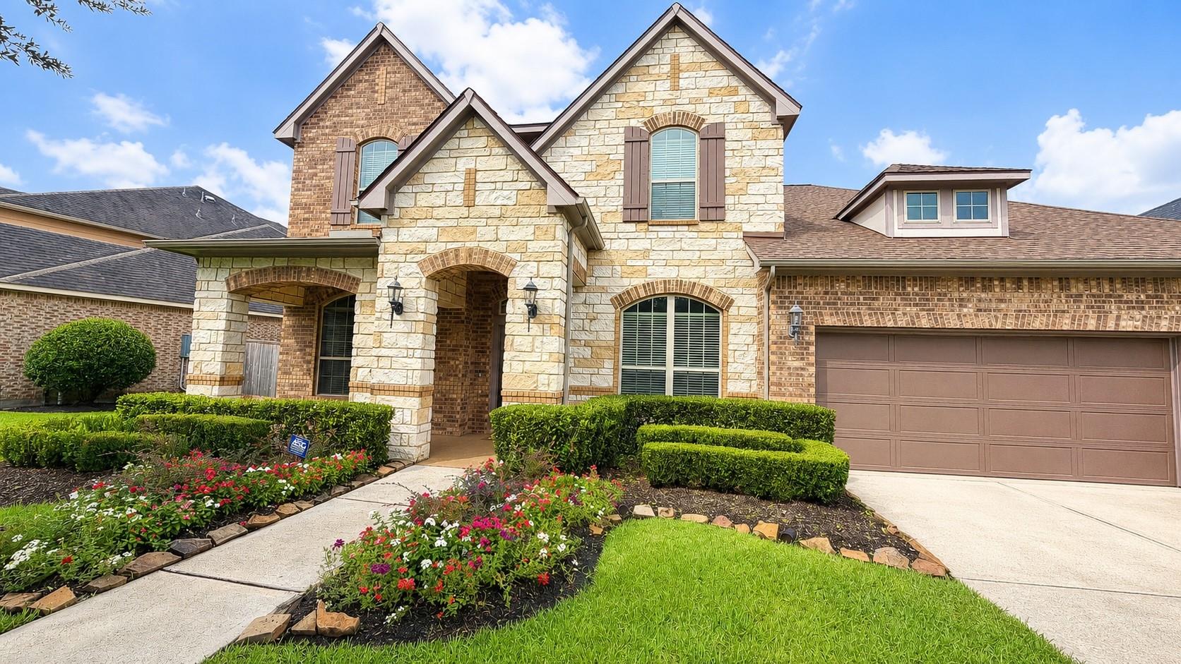 8206 Caroline Ridge Drive