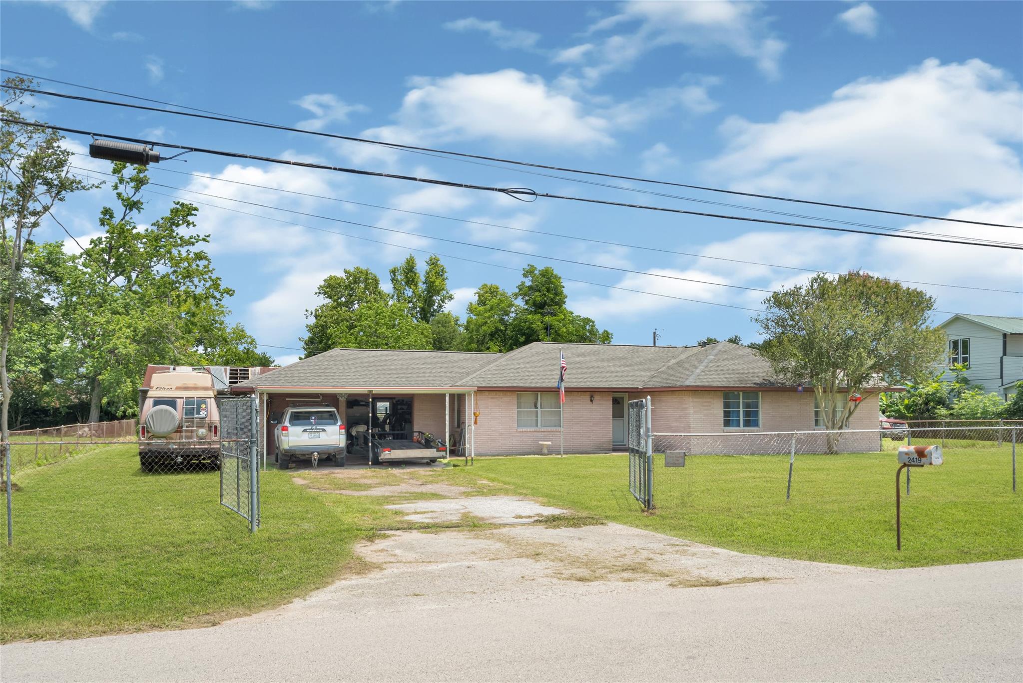 2419 Ladin Drive